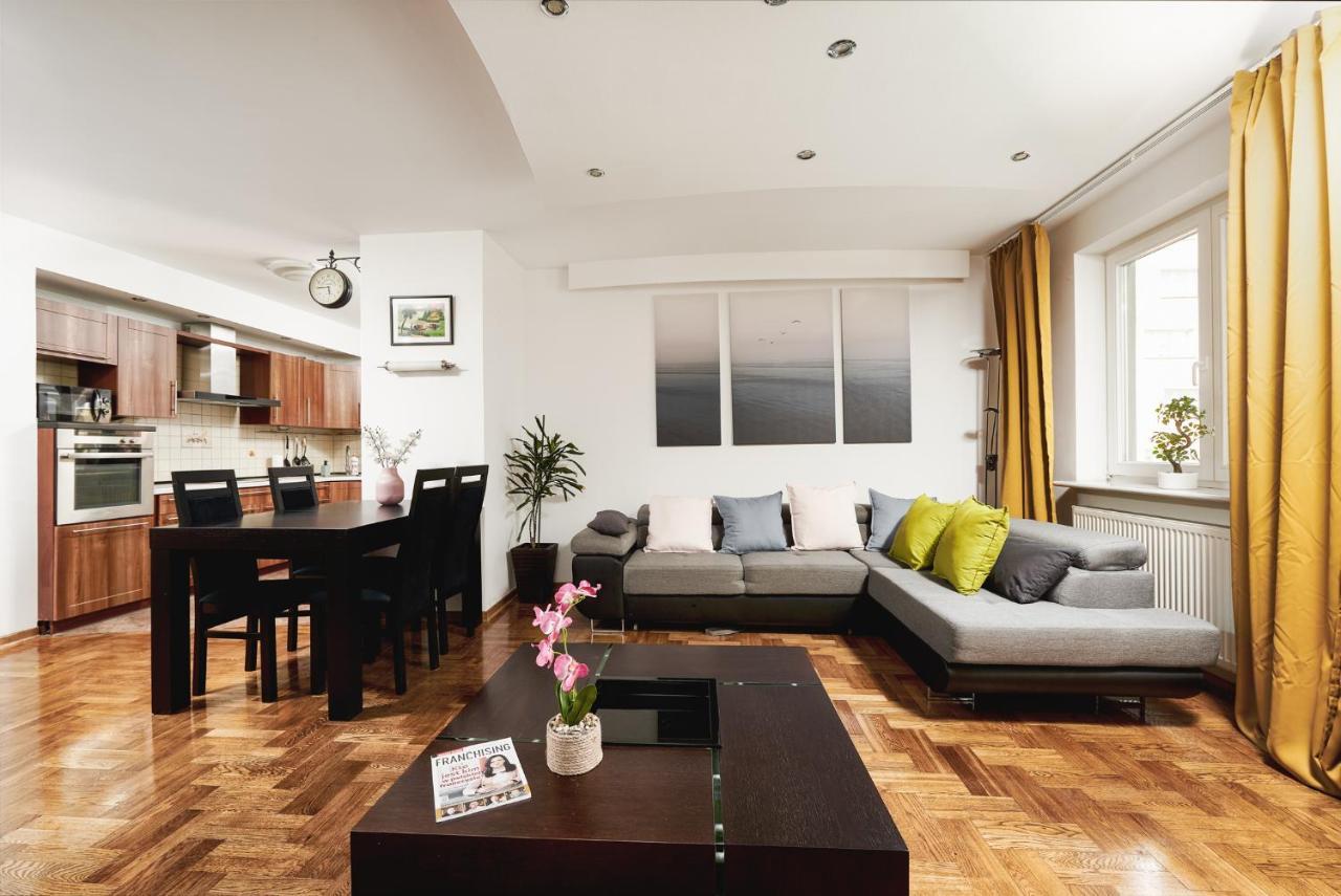 Lumina Spacious Apartment Near The Railway Station Варшава Экстерьер фото