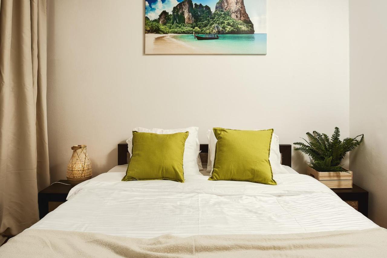 Lumina Spacious Apartment Near The Railway Station Варшава Экстерьер фото