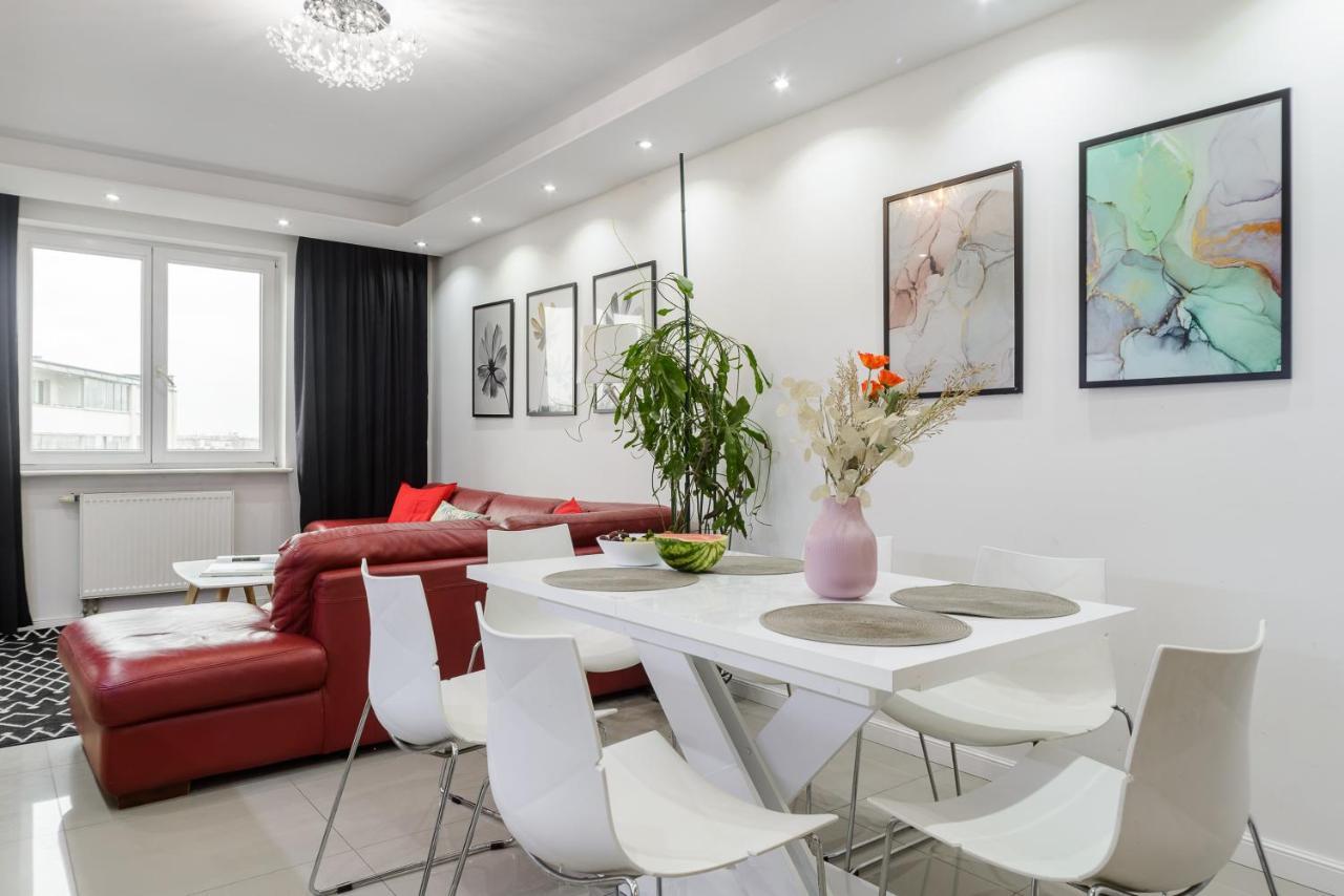Lumina Spacious Apartment Near The Railway Station Варшава Экстерьер фото